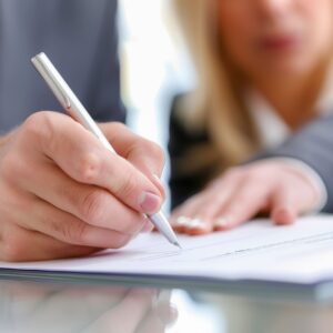 Contrato de trabalho com prestação de trabalho no estrangeiro